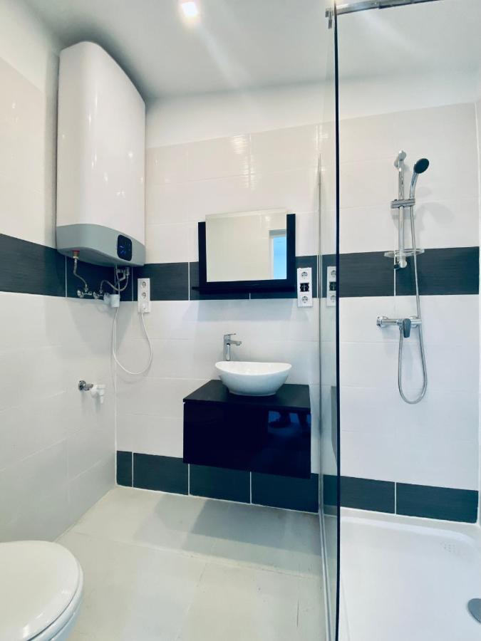 בלטונללה Judith Apartman Iii. מראה חיצוני תמונה