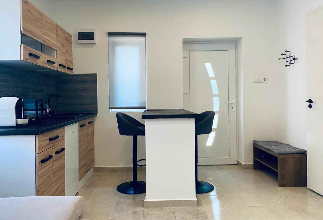 בלטונללה Judith Apartman Iii. מראה חיצוני תמונה
